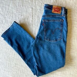 Levi's Wedgie Straight Light Wash Denim Jeans